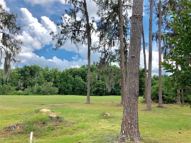 5804 AUTUMN SHIRE DRIVE, Zephyrhills, FL 33541