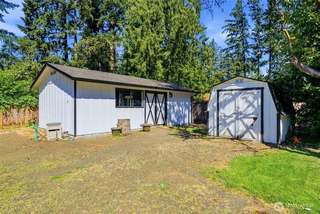3917 Grove Road NW, Olympia, WA 98502