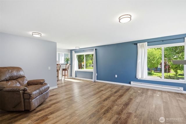 3917 Grove Road NW, Olympia, WA 98502
