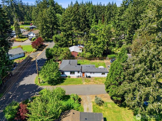 3917 Grove Road NW, Olympia, WA 98502