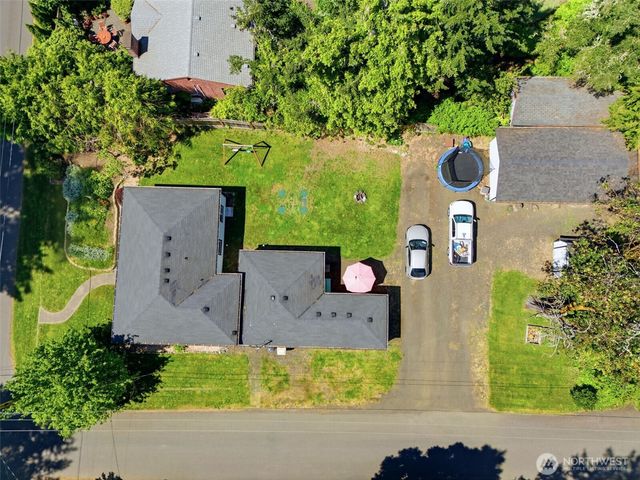3917 Grove Road NW, Olympia, WA 98502