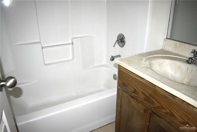 307 W Albatross Avenue, Pharr, TX 78577