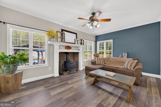 587 Coweta Heard Road, Hogansville, GA 30230