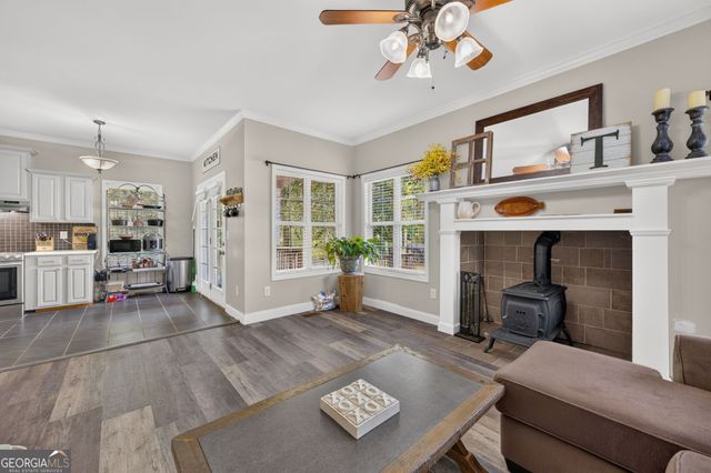 587 Coweta Heard Road, Hogansville, GA 30230