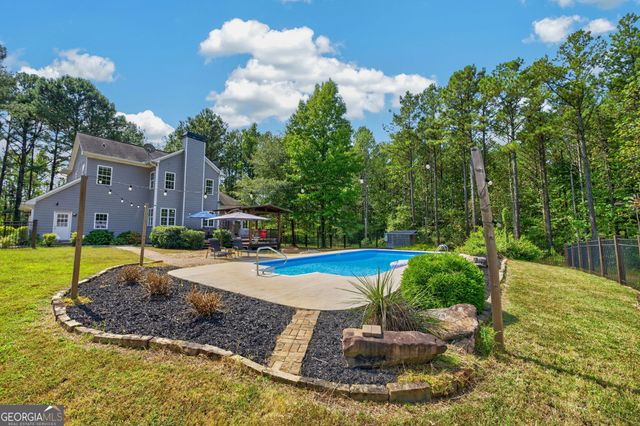 587 Coweta Heard Road, Hogansville, GA 30230