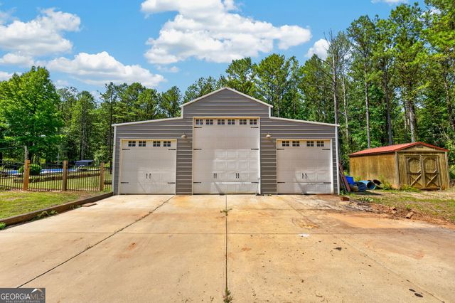 587 Coweta Heard Road, Hogansville, GA 30230