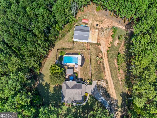 587 Coweta Heard Road, Hogansville, GA 30230