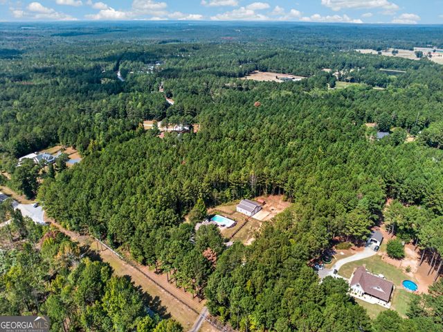 587 Coweta Heard Road, Hogansville, GA 30230