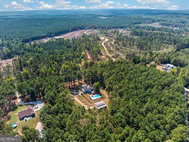 587 Coweta Heard Road, Hogansville, GA 30230