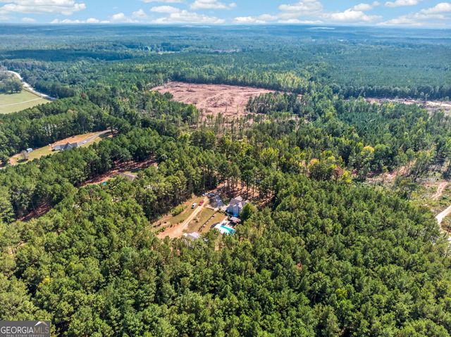 587 Coweta Heard Road, Hogansville, GA 30230