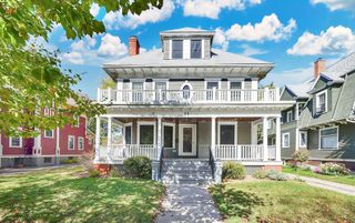 32 Spruceland Ave, Springfield, MA 01108