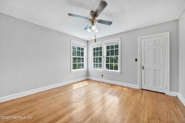 1425 PINETREE Road, Jacksonville, FL 32207