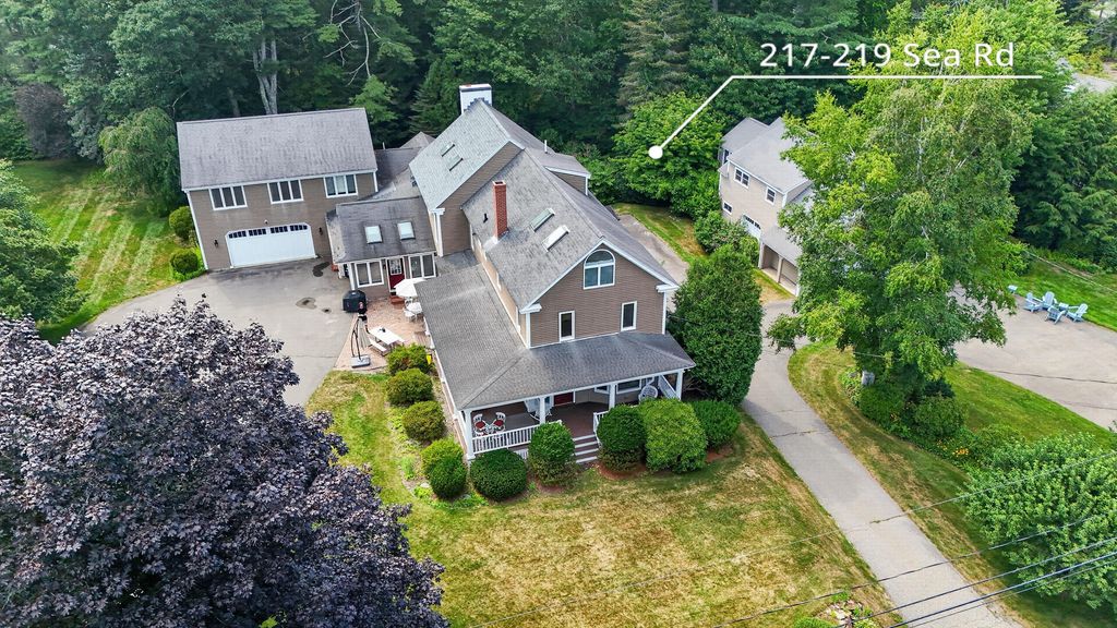 217 & 219 Sea Road, Kennebunk, ME 04043 — exterior