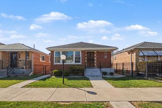 7242 S Honore Street, Chicago, IL 60636