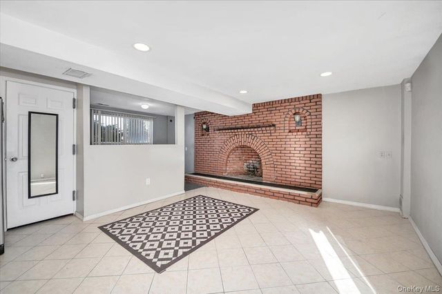 19 Biscayne Drive, Selden, NY 11784