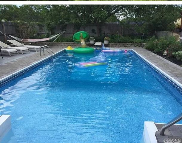 19 Biscayne Drive, Selden, NY 11784