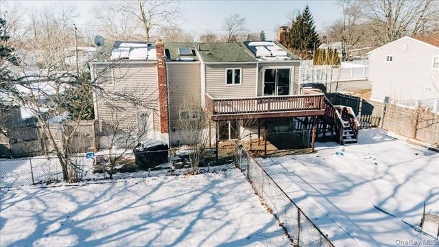 19 Biscayne Drive, Selden, NY 11784