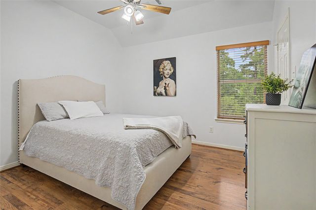 203 Mapleleaf Street, Magnolia, TX 77354