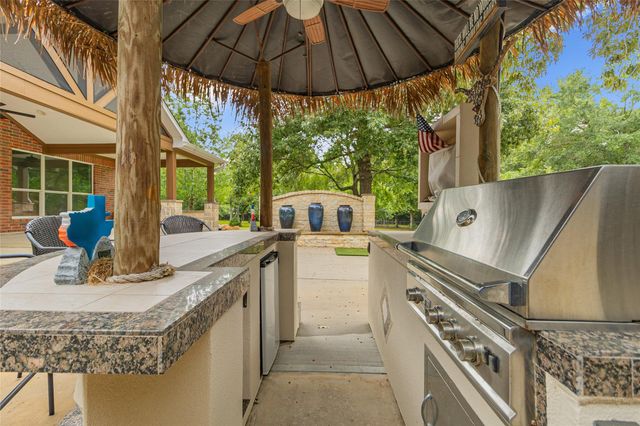 203 Mapleleaf Street, Magnolia, TX 77354