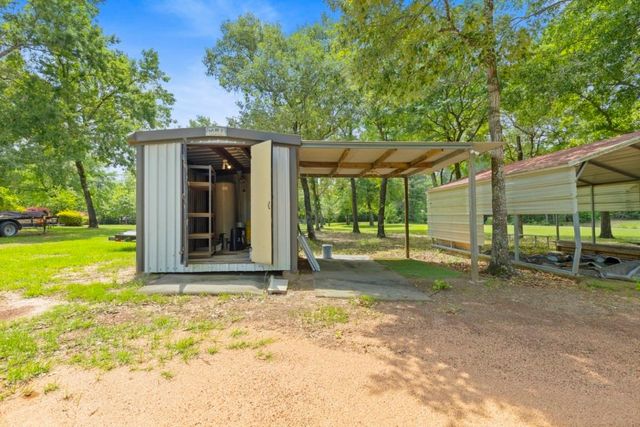 203 Mapleleaf Street, Magnolia, TX 77354