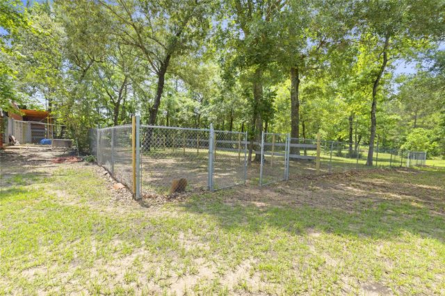203 Mapleleaf Street, Magnolia, TX 77354