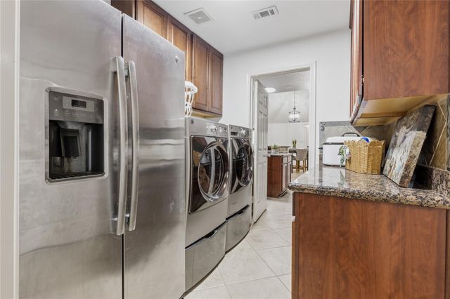 203 Mapleleaf Street, Magnolia, TX 77354