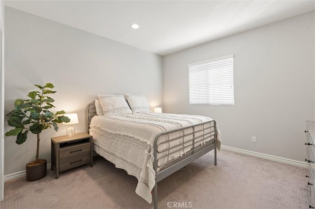 250 W Ridgewood, Long Beach, CA 90805