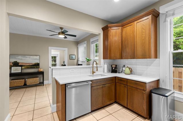 319 N Gore Avenue, Webster Groves, MO 63119