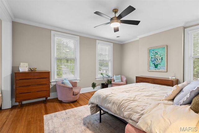 319 N Gore Avenue, Webster Groves, MO 63119
