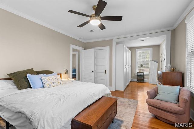 319 N Gore Avenue, Webster Groves, MO 63119