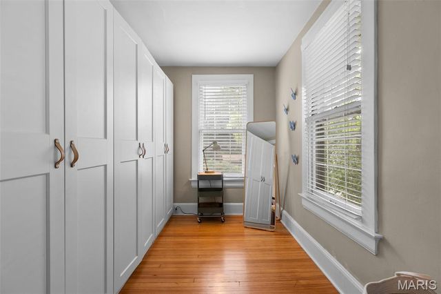 319 N Gore Avenue, Webster Groves, MO 63119