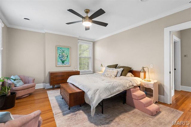 319 N Gore Avenue, Webster Groves, MO 63119