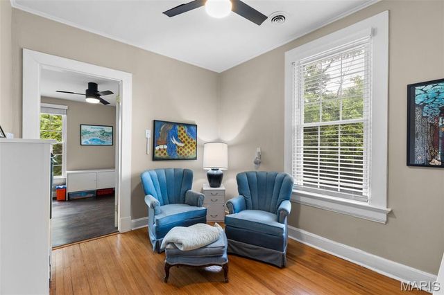 319 N Gore Avenue, Webster Groves, MO 63119