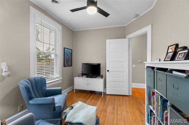 319 N Gore Avenue, Webster Groves, MO 63119