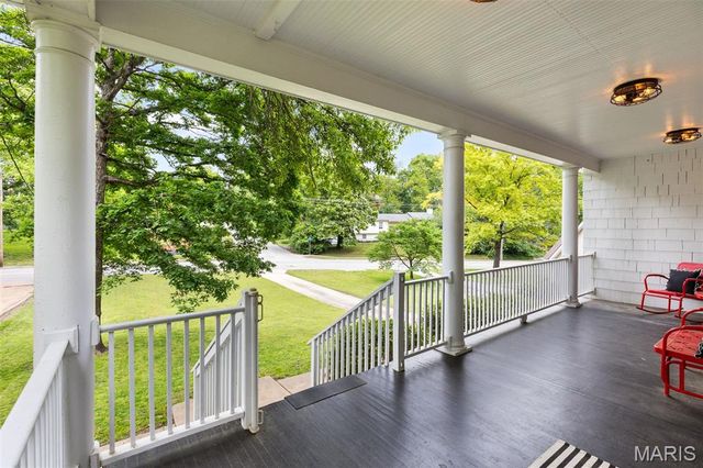 319 N Gore Avenue, Webster Groves, MO 63119