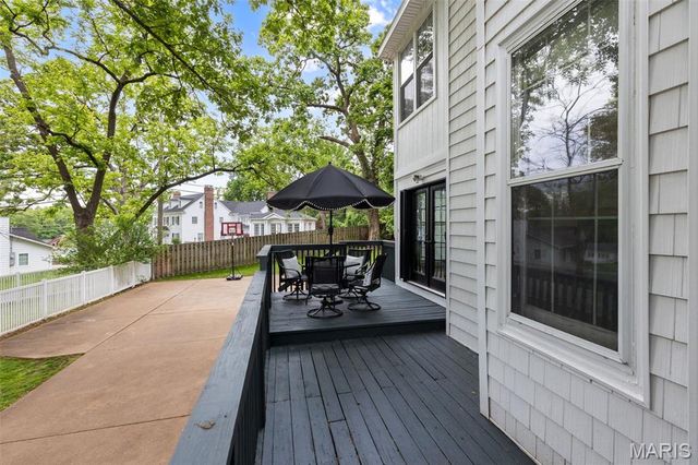 319 N Gore Avenue, Webster Groves, MO 63119