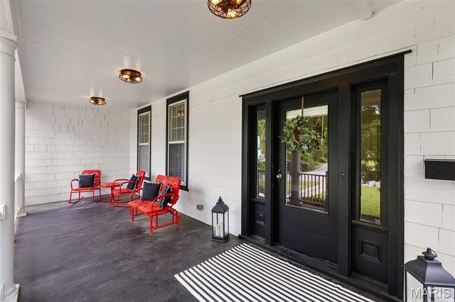 319 N Gore Avenue, Webster Groves, MO 63119