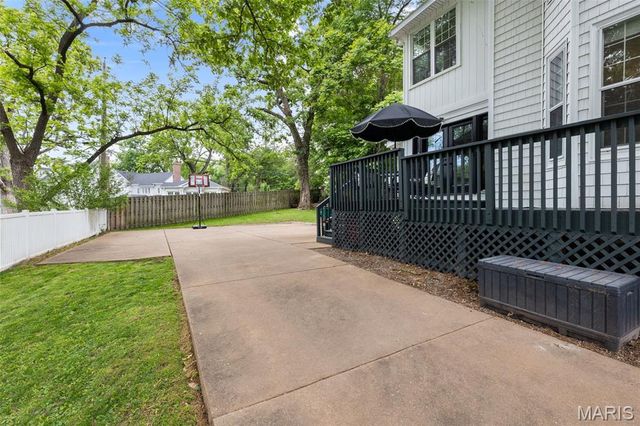319 N Gore Avenue, Webster Groves, MO 63119