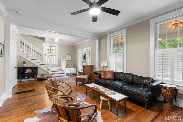319 N Gore Avenue, Webster Groves, MO 63119