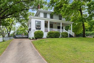 319 N Gore Avenue, Webster Groves, MO 63119