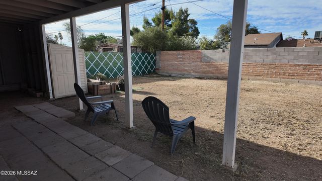 3723 E March Place, Tucson, AZ 85713