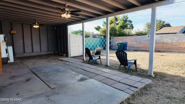 3723 E March Place, Tucson, AZ 85713