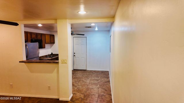 3723 E March Place, Tucson, AZ 85713