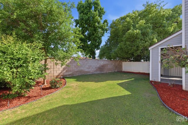 8000 Kroll Way 112, Bakersfield, CA 93311