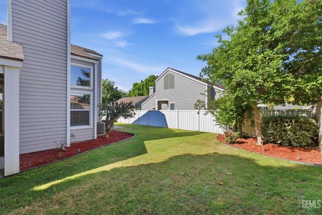 8000 Kroll Way 112, Bakersfield, CA 93311