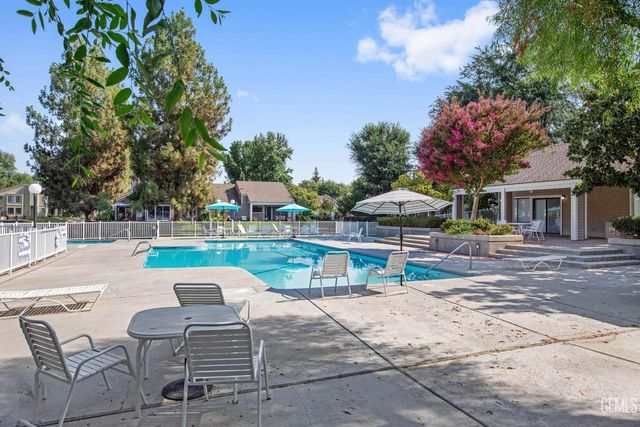 8000 Kroll Way 112, Bakersfield, CA 93311