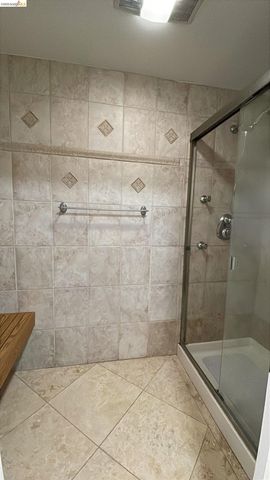 3635 Country Club Blvd, Stockton, CA 95204