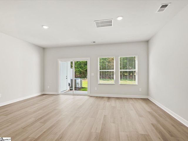 843 Ernest Lane, Lyman, SC 29365