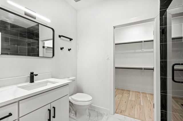 2232 Hooper Street, Dallas, TX 75215