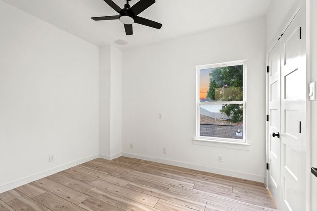 2232 Hooper Street, Dallas, TX 75215